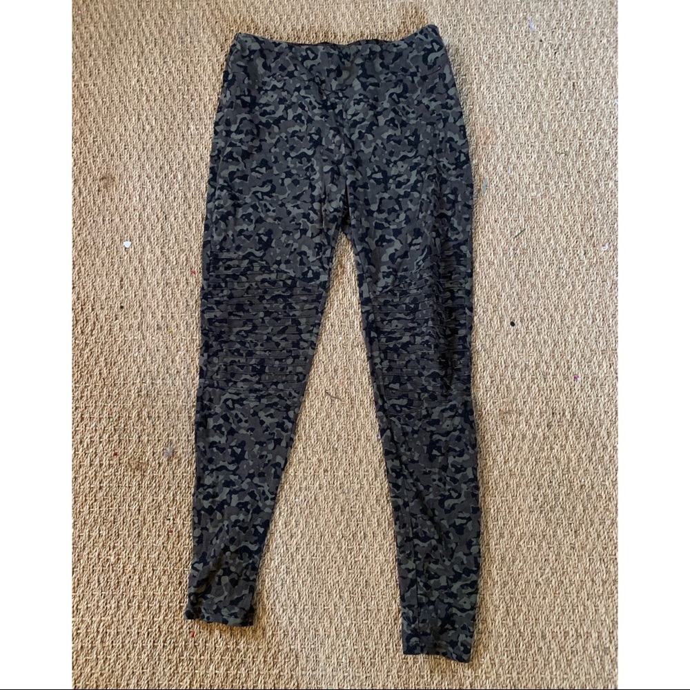 Camouflage leggings